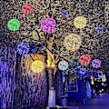 Miniatyrbild 1 av 4: Sunny & Dry Flower Ball Tengqiu LED String Lights - Varmvit, 2- set, 20 cm, USB driven - Perfekt för utomhus-, sovrums- och bardekoration
