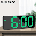 Miniatyrbild 3 av 5: Digital Väckarklocka, LED Digital Sängklocka Batteridriven med Snooze, Justerbar Ljusstyrka, US