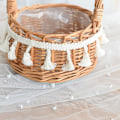 Pikkukuva 5 / 5: 2 kpl Rustic Woven Rattan Kukkakori Käsittelyllä, Kahvalla, Pitsikoristeilla, Kukille ja Hedelmille, Hääihin, Syntymäpäiville ja Juhliin