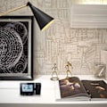 Miniatyrbild 3 av 5: LED-projektionsväckarklocka med bakgrundsbelysning - Batteridriven (Svart)
