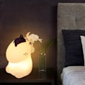 Miniatyrbillede 4 af 8: Silikone farverige søde dyr USB opladning LED natlys lampe til soveværelse seng hvid