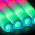 Miniatyrbilde 2 av 5: LED Skumstenger i Bulk, 10 stk Fargerike Blinkende Glow Sticks til Fester, Bryllup, Raves, Konserter, Camping