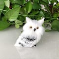 Miniatyrbillede 5 af 5: Juleugledekorationer simulerer hvide og sorte fluffy uglemodel træhængende dekorationer