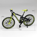 Pikkukuva 3 / 5: 2 kpl Mini 1:10 Scale Alloy Mountain Bikes Mallin pöytäkoristelelu