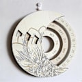 Miniatyrbild 3 av 5: Väggmonterad Evighetskalender i Trä Konst Evig Kalender Väggprydnad Zekai Träfärg
