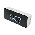 Miniatyrbild 2 av 8: LED-klocka Multifunktionell USB-driven 3 Belysningslägen Snooze Tid Celsius Fahrenheit Display Digital Väckarklocka Vit