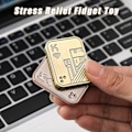 Miniatyrbild 2 av 5: Magnetisk Metall Fidget Leksak - Poker Push Card Slider, Stressavlastande Leksak, Mäns EDC Haptic Mynt, Kontorsgåva