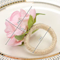 Miniatyrbillede 4 af 4: Sæt med Pink Blomster Servietringe - Elegant Blomster Champagne Rose/Peon Servietholdere til Bryllupsbord Dekoration (12 stk)