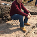 Miniatyrbillede 5 af 8: Mini bærbar sammenklappelig skammel i aluminiumlegering til udendørs stol til fiskeri, camping, picnic (sølv, M)