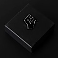 Miniatyrbillede 5 af 5: 4 stk. Black Lives Matter Reversnål Næve Emalje Broche Legering Brystnål Tøjtilbehør til Kvinder Mænd (Rød+Sort)