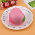 Miniatyrbild 7 av 7: Peach Fruit Squishy - Långsamt stigande mjukis för barn - Present för stress relief