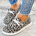 Pikkukuva 2 / 3: Leopard Slip On - Naisten Litteät Veneilykengät Rennot Mokkasiinit