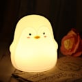 Miniatyrbillede 3 af 8: Silikon Farverig Sød Pingvin USB Opladning LED Nattelys Lampe til Soveværelse Sengekanten Hvid