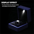 Miniatyrbild 3 av 5: Elegant Ringask med LED-belysning Smyckeskrin Förvaringslåda (Blå)