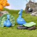 Miniatyrbillede 5 af 5: 4 x Udendørs påfuglehus landskabsstatue dukkehusdekoration påfugl i harpiks