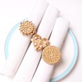 Miniatyrbillede 4 af 4: Servietringe Bryllup Begivenhed Dekoration Stole Spænder Håndlavet Khaki Håndværk Rhinestone Bøjler Holdere Rattan Perle Hjerte (6 Stykker)