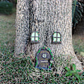 Miniatyrbillede 3 af 5: Miniature Dør Og Vinduer Træfeer Gløder I Mørket Havekunst Skulptur Dekoration Til Børneværelse Vægge Og Træer