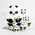 Miniatyrbillede 1 af 5: Russisk Matryoshka Nesting Dolls Set - Håndlavet 10-delt pandaserie i malet træ - Traditionelle russiske dukker til gaver og legetøj