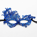 Miniatyrbilde 2 av 5: Blank Masken i Metall med Glitrende Rhinestones for Kvinner - Perfekt for Fest, Kveldsball og Ballarrangementer! (2 stk)