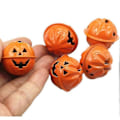 Pikkukuva 5 / 5: Halloween Kurpitsa Kellot Puun Koristeet 5/50kpl 4cm Ripustettava Sisustus Kurpitsa Pää Kellot Halloween Kello Juhlatarvikkeet
