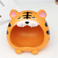 Miniatyrbilde 1 av 3: Serveringsbokser Søt Dekorativ Tiger Utseende Harpiks Material Ornament Tiger Oppbevaringsboks for Spisebord Lysegul