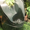 Miniatyrbillede 3 af 5: Kameleon Vandfontæne med Foderredskaber - Perfekt til Reptiler og Insekter