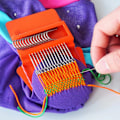 Miniatyrbilde 3 av 8: Mini vevverktøysett Husholdningsstrikkevev Tampongmaskin Speed Weave Tampongmaskin
