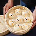 Miniatyrbilde 2 av 5: 10 Stykker Gjenbrukbar Bambus Steamer Pad, Dampmatte, Non-Stick Bambus, Dumpling Steamer Pad, for Dampkurver, Steamer, Dim Sum, 28cm Hvit