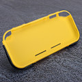 Miniatyrbilde 8 av 8: 2 i 1 Hard PC + TPU Beskyttende Skal Innebygd 2 Spillkortplasser Baket for Switch Liteblack gul