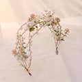 Miniatyrbild 5 av 5: Pärlblommig Bröllopspannband - Elegant Brudhåraccessoar