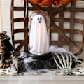 Miniatyrbillede 3 af 5: Halloween Indendørsdekoration - Lysende Spøgelse i Glasklokke