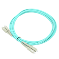 Miniatyrbilde 2 av 8: Optisk kabel multimodus dual-core SC/UPC fiberoptikk for dataoverføring.