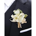 Miniatyrbilde 7 av 8: Brud og brudgom knapphullsblomst brudepike og forlover corsage rose knapphullsblomst