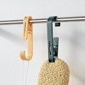 Miniatyrbilde 4 av 4: 4 Store Klesklyper Bærbare Kleskroker Multifunksjonelle Plastkroker Strandhåndkleklyper For Tørking Av Klær, Håndklær, Sokker, Bilder, Hatter, Gardiner, Os
