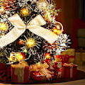 Miniatyrbild 5 av 5: Mini Konstgjord Julstjärna LED Ljusbollsträd - 30cm, Perfekt för Familjedekoration