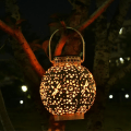 Miniatyrbillede 4 af 8: Udendørs Solar Have Lys Udhulet Skygge Lanterne Hængende Solcelledrevet Lampe Have Landskab Solar Lampe