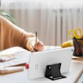 Miniatyrbild 5 av 5: 4 Set Vikbara Mobiltelefonhållare Mini Tablet Mobiltelefonstativ Multi-Vinkel Telefonhållare Skrivbord Hem Docka för Att Titta På Filmer Video (Svart 8.2
