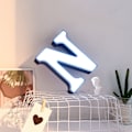 Miniatyrbillede 3 af 8: Plastik LED 26 Engelsk Alfabet Natlampe Bogstav Form Dekoration Lys til Fødselsdag Frieri Tilståelse Hvidt Lys