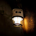 Pikkukuva 5 / 5: Tehokas ladattava LED-leirivalaisin - 2400mAh, IPX6, 4 tilaa, USB-ladattava - täydellinen retkeilyyn, juoksuun ja kalastukseen