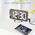 Miniatyrbild 3 av 5: Spegel LED Digital Väckarklocka 6 Tum med Dubbla USB-laddare Automatisk Ljusstyrka Enkel Sovfunktion Perfekt för Sovrum Sängbord