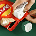 Miniatyrbilde 3 av 5: Film sveisemaskin mini, 2 i 1 forsegling maskin med skjærende poseforsegler, poseforsegler bærbar mini forsegler, hvit