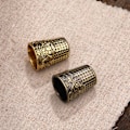 Miniatyrbild 8 av 8: Retro Sömnads Fingerborg Broderi Fingerskydd SILVER SILVER Silver Silver