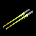 Pikkukuva 1 / 10: Hehkuvat syömäpuikot Valotikku KELTAINEN yellow