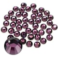 Pikkukuva 1 / 3: 576 kpl limattavia litteitä strassilasihelmiä kynsitaiteeseen, askarteluun ja vaatteiden ja kenkien koristeluun Amethyst-X43- Amethyst 576pcs
