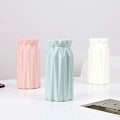 Miniatyrbillede 2 af 4: 3 elegante designvaser til skrivebordet - moderne dekorativ prydgenstand - plastvase til indendørs soveværelse, stue, altan, borddekoration, bryllup, køkken, kontor