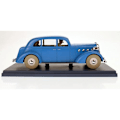 Miniatyrbild 3 av 4: Tintin - 1:24 Modellbil 32 - Bianca Castafiore Bil multifärg