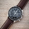 Pikkukuva 2 / 3: Klassiskt klockarmband av mörkbrunt läder med vit söm DarkBrown 22mm
