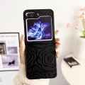 Miniatyrbild 1 av 2: Z Flip 5 Case, Pu Läder Emboss Flowers Stötsäkert Case För Samsung Galaxy Z Flip 5 Black