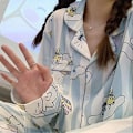 Pikkukuva 5 / 6: Kawaii-Pyjamat, söpö piirretty opiskelijoiden asuntolan kotivaatteet, tyttöystävän lahja Striped Cinnamoroll XL