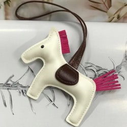 Heste nøglering læder charme e nøglering til kvinder taske ornament White